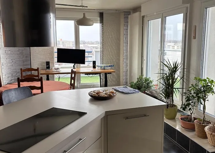 Attique Avec Terrasse - Zenith & Centre-ville *