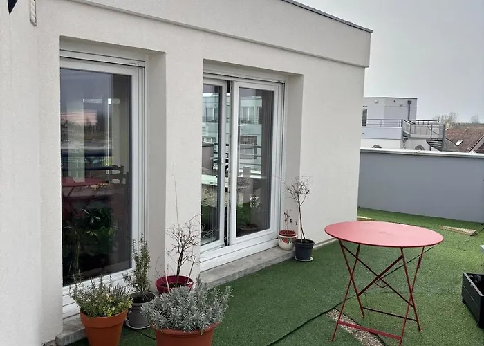 Attique Avec Terrasse - Zenith & Centre-ville Apartament