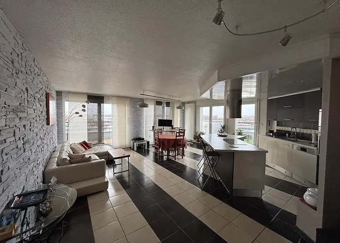 Attique Avec Terrasse - Zenith & Centre-ville דירה *